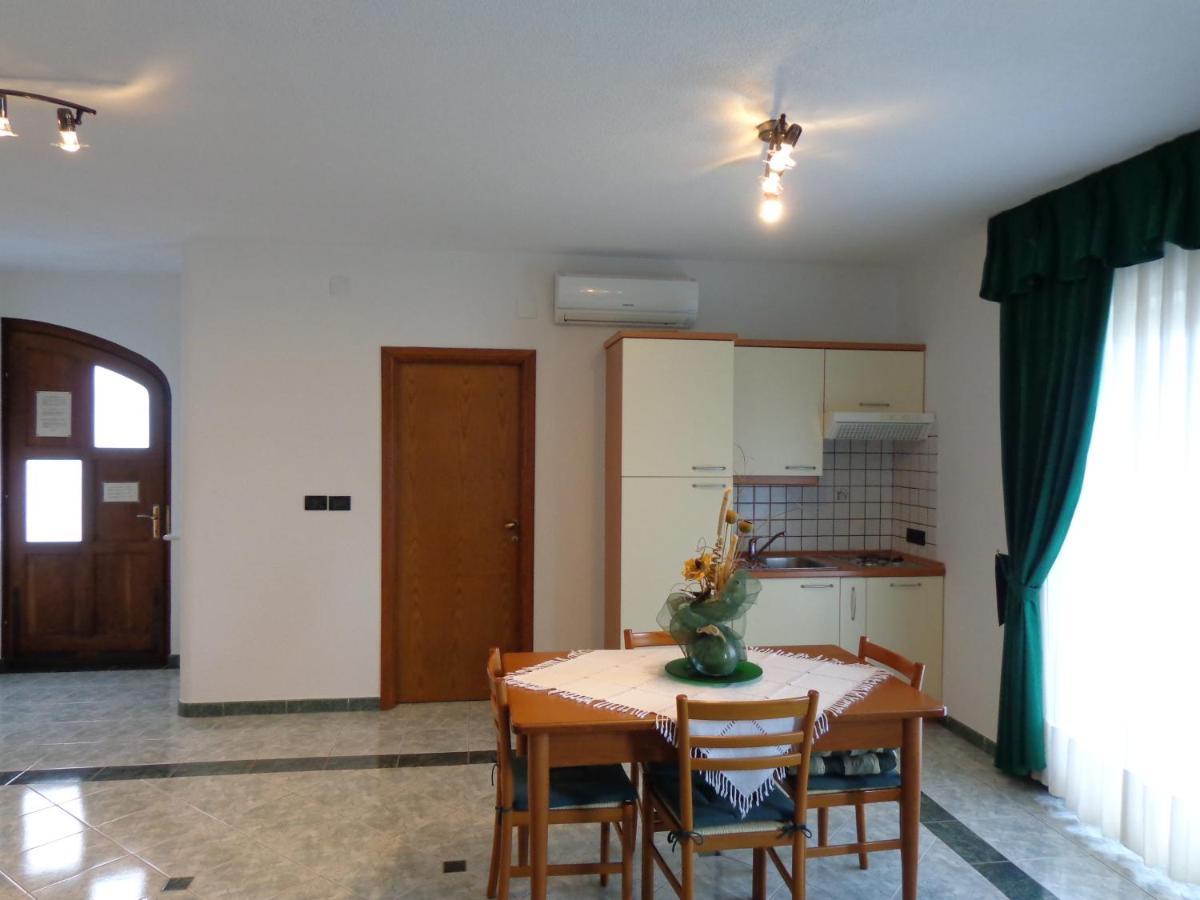 Apartmens Alenka Ровинь Номер фото
