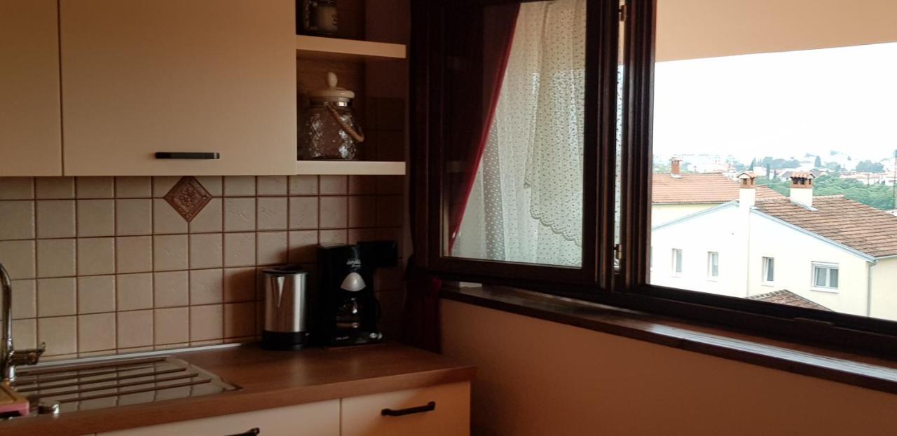 Apartmens Alenka Ровинь Экстерьер фото
