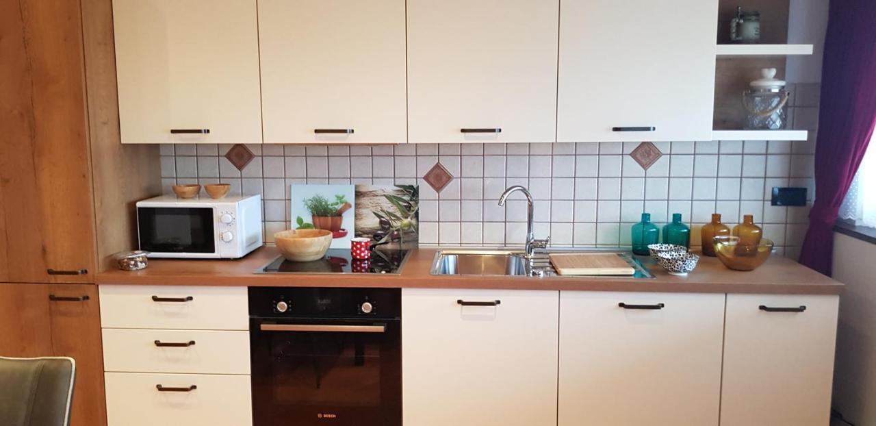 Apartmens Alenka Ровинь Экстерьер фото